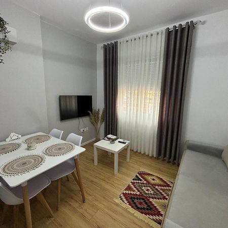 Beratinus Apartment In Berat Center المظهر الخارجي الصورة