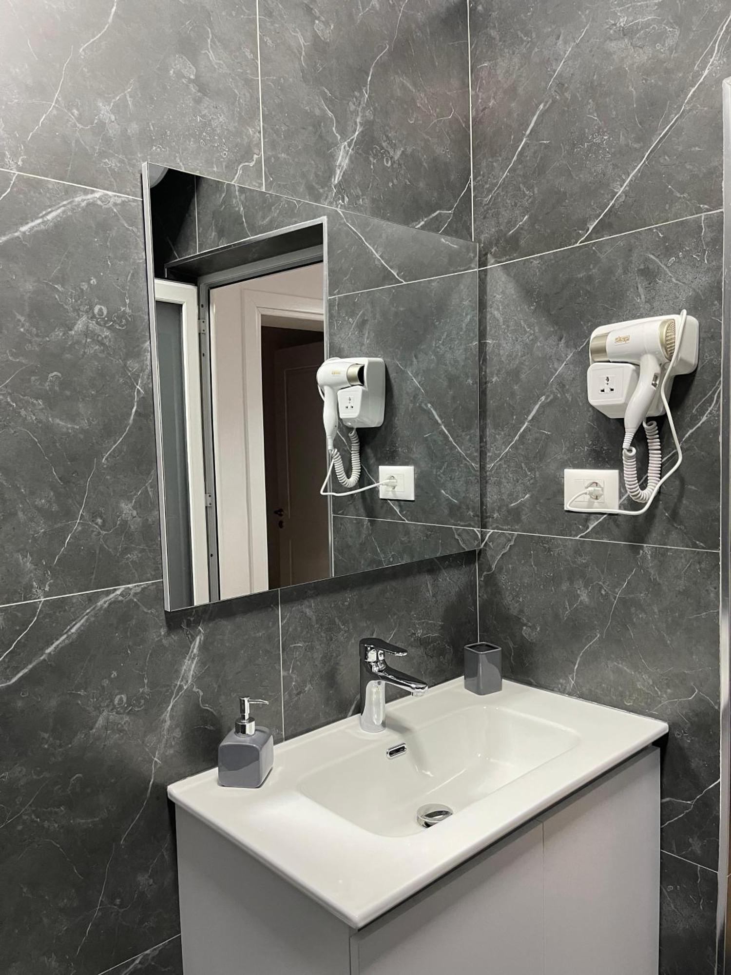 Beratinus Apartment In Berat Center المظهر الخارجي الصورة