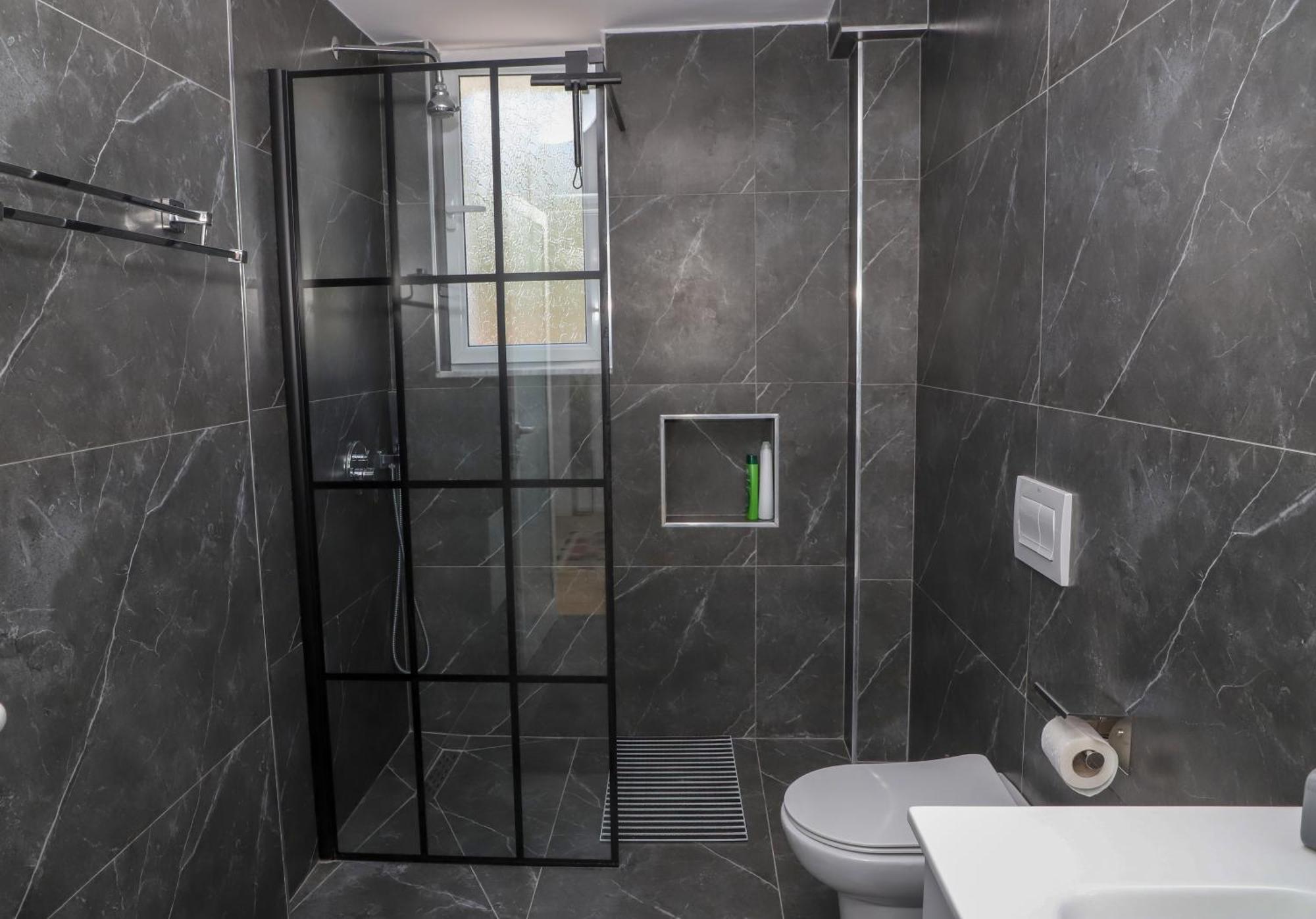 Beratinus Apartment In Berat Center المظهر الخارجي الصورة