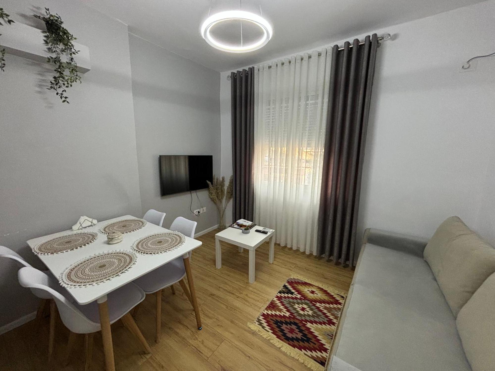 Beratinus Apartment In Berat Center المظهر الخارجي الصورة